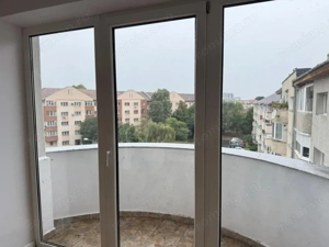 De vânzare Apartament tip Samantha – complet renovat, cu mansarda spațioasa - imagine 2