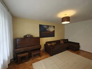 Inchiriez Apartament cu 3 Camere