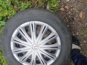 Vand jante cu cauciucuri de iarna 195/65/15 - imagine 7