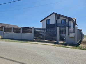 Casă de vânzare, la 10 minute de Slatina direct de la propietar 