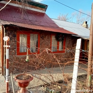 vand casa cu anexa