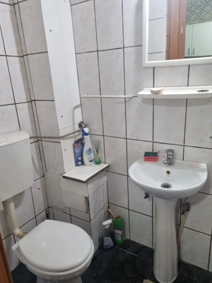 Închiriez garsonieră  - imagine 7