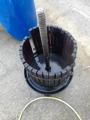 Vând zdrobitor de struguri și presă - imagine 4