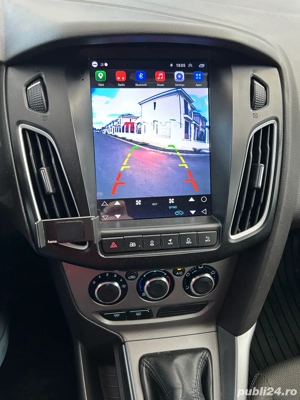 Ford Focus 1.6 i,105 cp,2011(benzina) - imagine 9