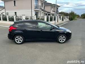 Ford Focus 1.6 i,105 cp,2011(benzina) - imagine 2