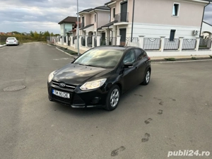 Ford Focus 1.6 i,105 cp,2011(benzina) - imagine 10