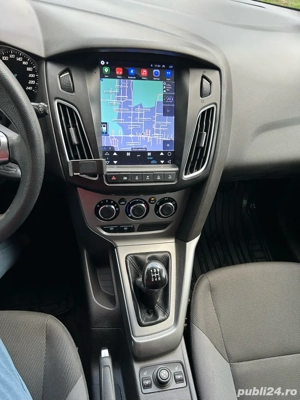 Ford Focus 1.6 i,105 cp,2011(benzina) - imagine 8