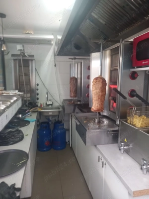 vand inchiriez shawormerie