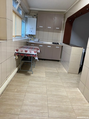 Inchiriez apt 2 camere zona Universitati campus. - imagine 5