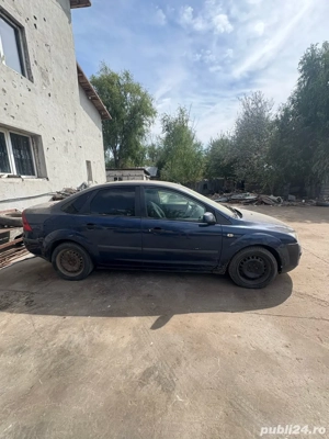 Vând sau Schimb Ford Focus An 2007 motor 1.6 TDci Diesel mașina pornește la sfert de cheie dar Dă cu