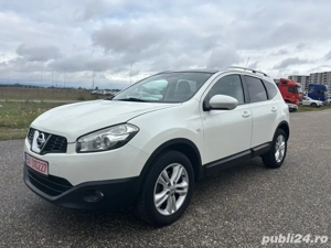 Nissan Qashqai SUV  2014 Locuri 7.diesel 1500 cm - imagine 2