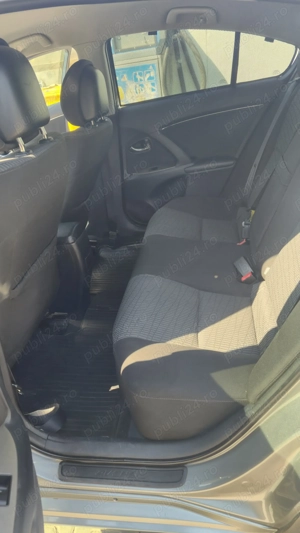 Tayota avensis 2012 - imagine 2