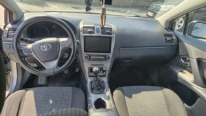 Tayota avensis 2012 - imagine 3