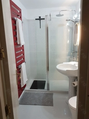 Apartament cu 3 dormitoare, 2 băi, parter inalt, pe Bd. Pandurilor (optional si garaj), (proprietar) - imagine 5