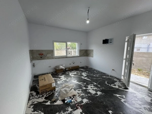 1/2 Duplex Parter Sanmihaiu Roman ,3 Camere,2 Bai,Toate Utilitatile - imagine 3