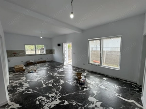 1/2 Duplex Parter Sanmihaiu Roman ,3 Camere,2 Bai,Toate Utilitatile - imagine 2