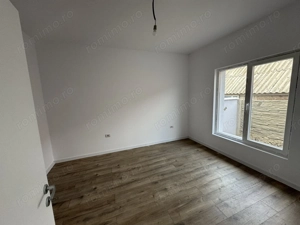 1/2 Duplex Parter Sanmihaiu Roman ,3 Camere,2 Bai,Toate Utilitatile - imagine 5