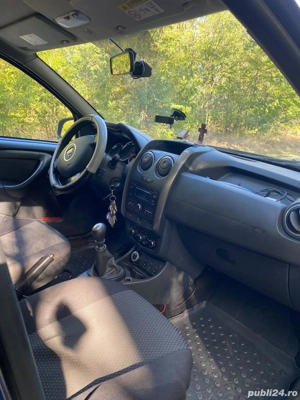 Dcia Duster - imagine 7 Dcia Duster - imagine 7