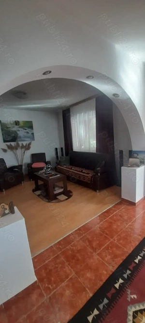 Vand casa in Bran in apropierea partiei de ski cu vedere spre Mtii Piatra Craiului si Bucegi - imagine 5