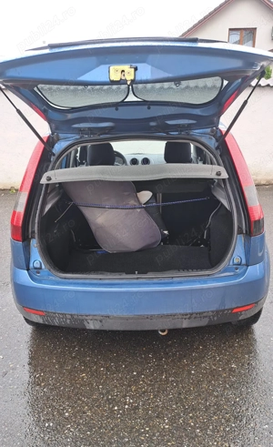 Vând Ford Fiesta Hatchback 2003 1.3 benzina - imagine 10