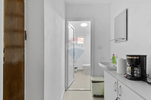 Cladire unica cu destinatii multiple de vanzare Ultracentral Arad - imagine 6