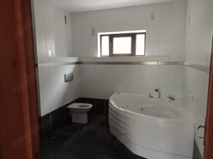 Casă mare cu potențial, 4 niveluri – investiția ideală în Galați! - imagine 7