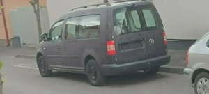 VW Caddy maxi Life 5 locuri 2015 - imagine 6 VW Caddy maxi Life 5 locuri 2015 - imagine 6