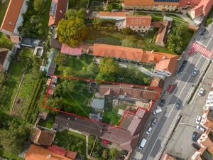 Casă 6 camere și teren 1200 mp