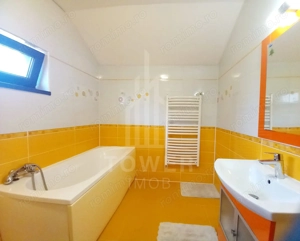 Proprietate deosebită de vânzare în Șelimbăr (zona Dracula) - imagine 16