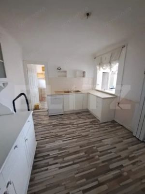 Apartament spațios în casă, Brașov – zonă liniștită, aproape de centru - imagine 12
