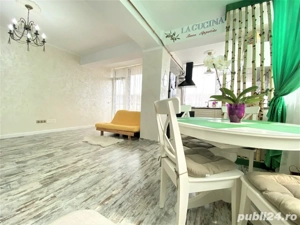 Proprietar vand apartament modern 3 camere 70 mpu cu balcon si parcare in Sibiu