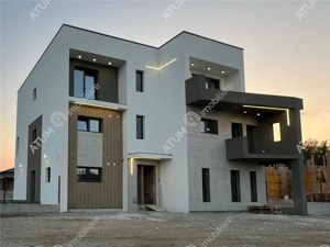 Apartament la cheie cu 4 camere si gradina 200 mp zona Arhitectilor - imagine 2