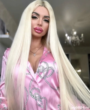 Transexuala Jennifer! prima data in oras noua in domeniu!