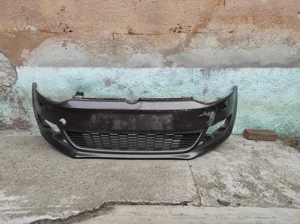 bara fata vw polo din 2010