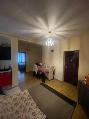 Apartament de 3 camere, 65 mp, strda Crizantemelor  - imagine 2