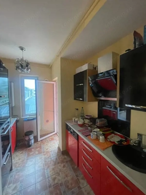 Apartament de 3 camere, 65 mp, strda Crizantemelor  - imagine 4