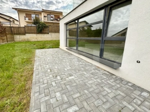 Casă semifinisată cu curte de 357 mp, 159,2 mp utili și priveliște superbă - imagine 4