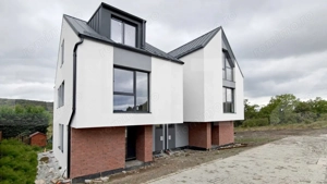 Duplex modern de vanzare, 151,64 mp, in Faget