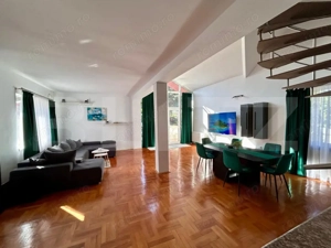 Casa moderna cu design deosebit,situata intr-o zona linistita. - imagine 15