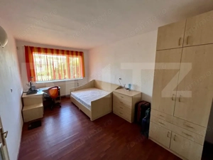 Casa moderna cu design deosebit,situata intr-o zona linistita. - imagine 18