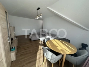 Apartament spatios si decomandat de vanzare parcare balcon Selimbar - imagine 9