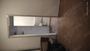 TITLU: PF  vând apartament  2 camere decomandate  51m2  termopane  izolație termică  4din4  are POD  - imagine 3