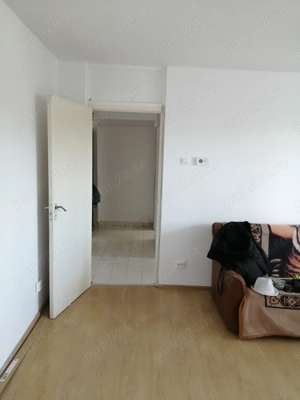 Apartament 3 camere zona centrala - imagine 3