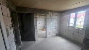 Clădire de vânzare în Zigoneni, comuna Băiculești, Județ Argeș. - imagine 10