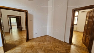 Vilă ultracentrală de închiriat - ideală pentru birouri firme - imagine 6