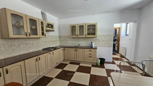 Vilă ultracentrală de închiriat - ideală pentru birouri firme - imagine 10