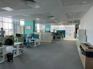  De vânzare   Clădire modernă de birouri în zona de Est a Bucurestiului - imagine 3