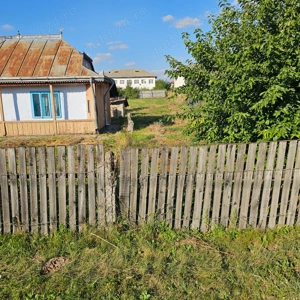 Teren 1239mp cu casă bătrânească   Catamarasti Deal, Botoșani