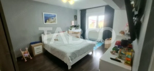 Apartament 3 camere in zona Valea Aurie cu balcon si pivnita in acte - imagine 4