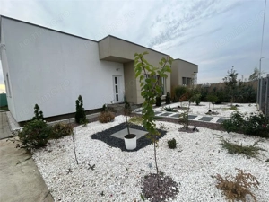 Duplex despartit prin camera tehnica - mobilat utilat - teren 422 mp - imagine 3